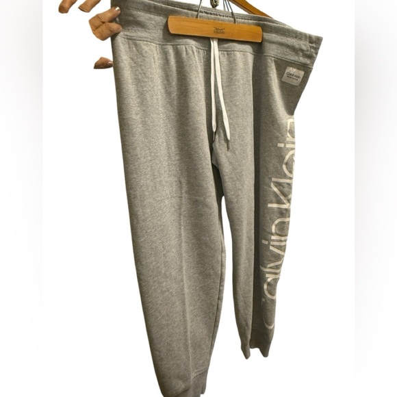 Calvin Klein XXL Gray Men's Pants. Chi And comfy new with tags - Picture 1 of 15